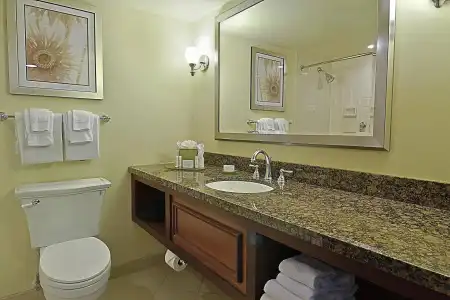 Courtyard by Marriott Bradenton Sarasota Riverfront - 36