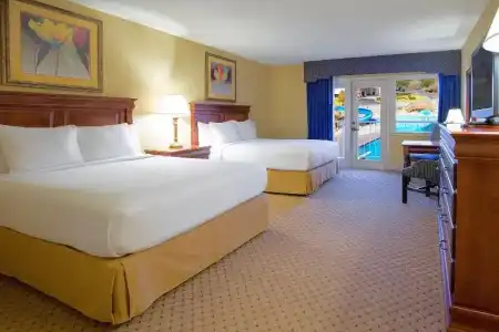 Music Road Resort Inn - 67