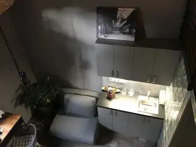 Mezzanine White - 16