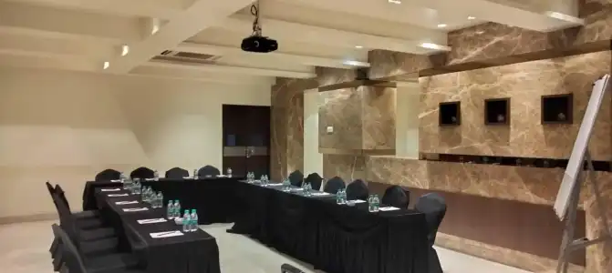 Residency Sarovar Portico Mumbai - 20