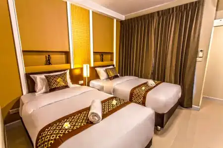 The Aim Sathorn - 100