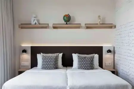 Stellaris Apartment - 14