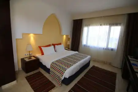 Sharm Club Beach Resort - 3