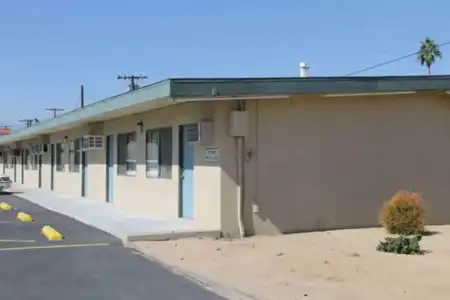 Indio Holiday Motel - 0