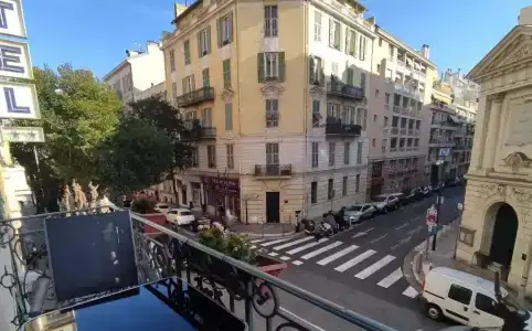 Hôtel Parisien - 115