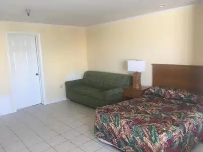 Ocean Cove Motel - 38