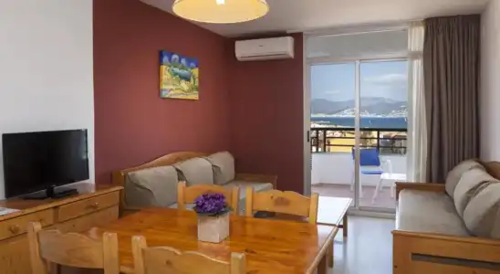 Xon's Platja Apartments - 43