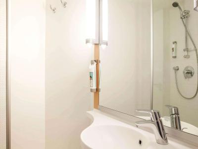 Ibis Barcelona Cornella - 14