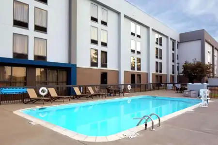 Hampton Inn by Hilton Bowling Green - 14