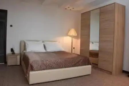 Guest House Vila Lujza - 2