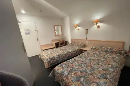 CÖRONA - 4