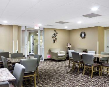 MainStay Suites Bismarck - 20