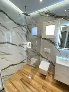 Arial Penthouse Suites - 317