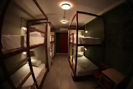 Stay Hybrid Youth Hostel - 37