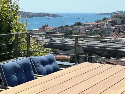 Mona Bosphorus - 12