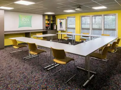 ibis Styles Lyon Confluence - 18