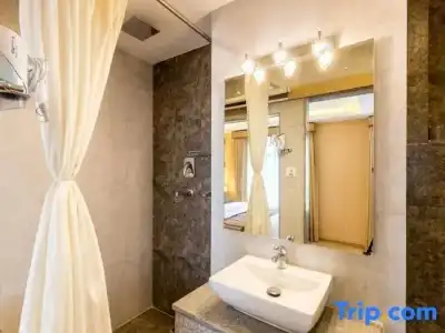 Boudha Boutique - 42