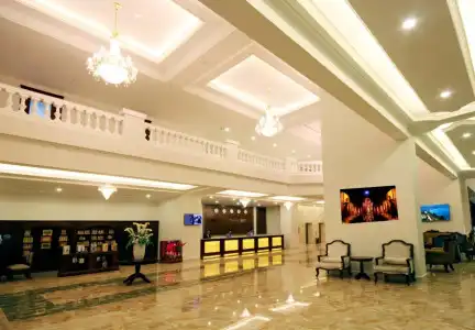 Nha Trang Palace - 1