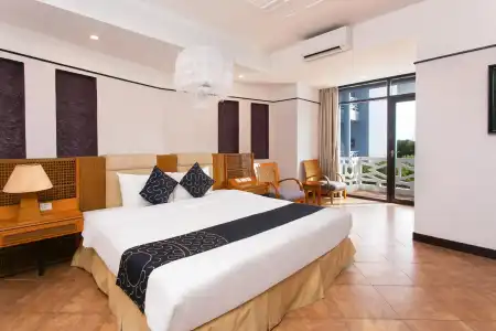 Capital O 1078 Sun and Sea Resort Hue - 28