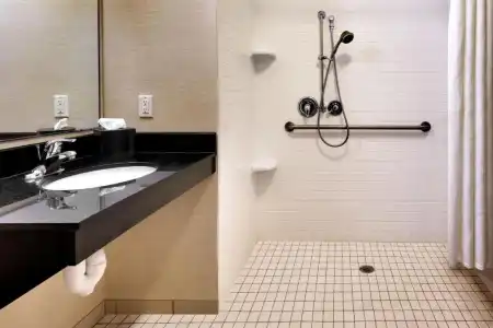 Fairfield Inn & Suites by Marriott Tallahassee Central - 28