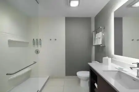Residence Inn Des Moines Downtown - 65