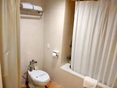 Diamond Plaza Suratthani - 9