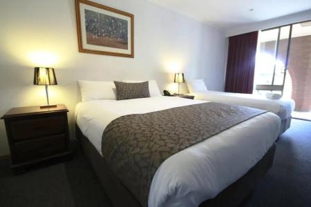 Bell Tower Inn - 31