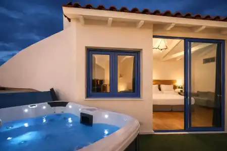 Lotus Inn - 94