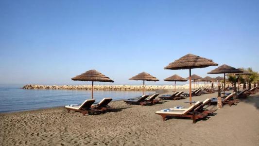 Only Boutique Suites & Residences - 16