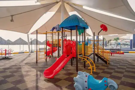 Royal Beach & Resort - 30