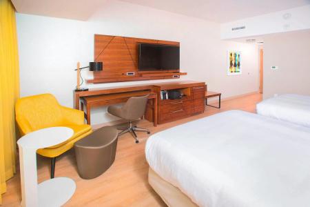 Courtyard by Marriott Santa Monica - 3