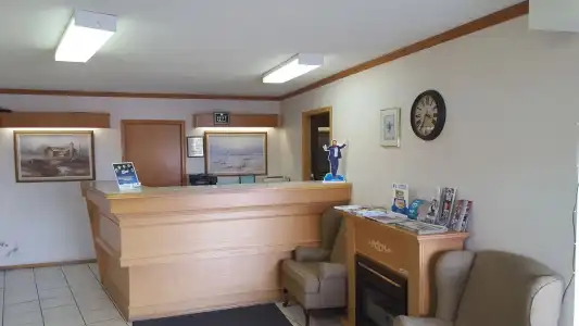 Knights Inn - 1