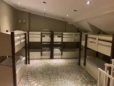 Eleon - Hostel - 7