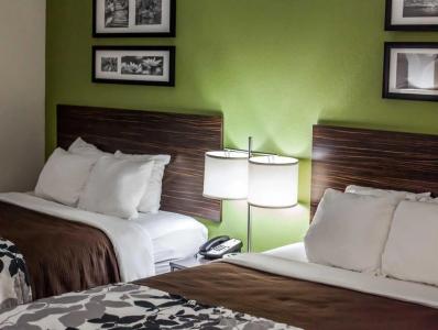 Garner Topeka West, by IHG - 36