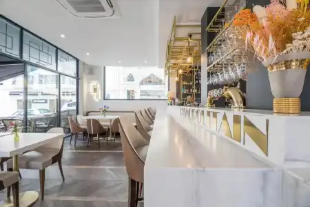 Hôtel Cosmopolitain - 16