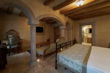Cratus Stone Palace - 63