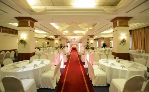 Summit Parkview Yangon - 16
