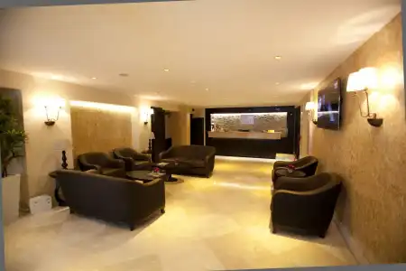 Grand Laleli - 1