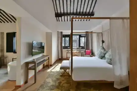 Blossom Hill Inn · Shantang - 5