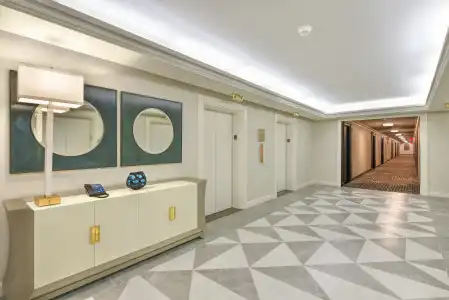 Capital Hilton - 21
