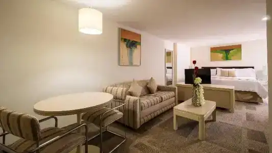 Century Reforma - 55