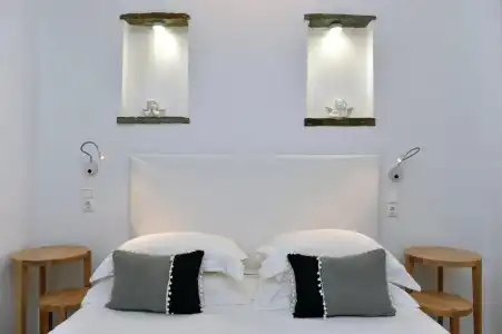 Apollon Boutique - 97