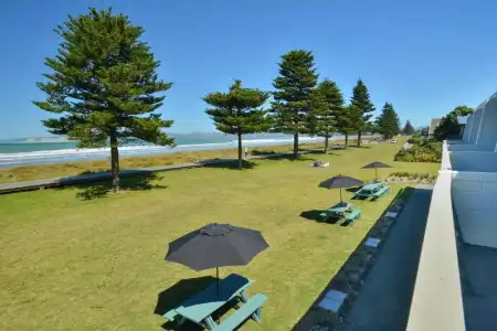 Whispering Sands Motel - 78