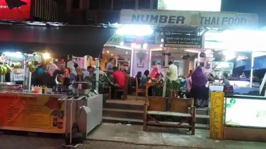 Number 1 Guesthouse & Restaurant - 21