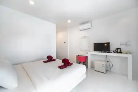 Crystal Bay Beach Resort - 64