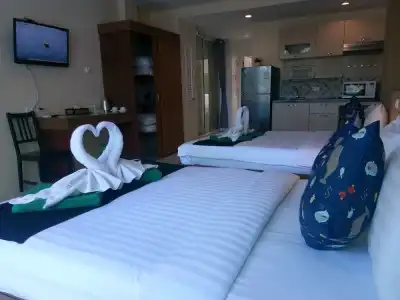Island Patong Beachfront Apartments - 53