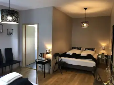 Bjork Guesthouse - 23