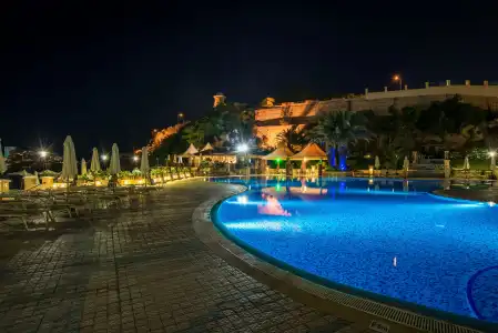 Grand Excelsior - 15