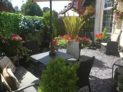 Brookside & Restaurant - 2