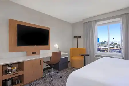 DoubleTree by Hilton Las Vegas East Flamingo - 33